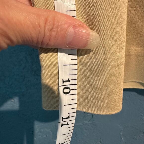 Mossimo Size 18 Stretch Bermuda Shorts Chinos Khaki Beach Vacation Cruise - Picture 7 of 8